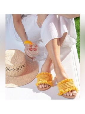Beek Noddy Sunflower Yellow Macrame Fringe Leather Slide Sandals Size 10 EUC